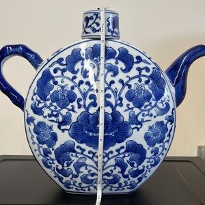 Blue And White TeaPot Art